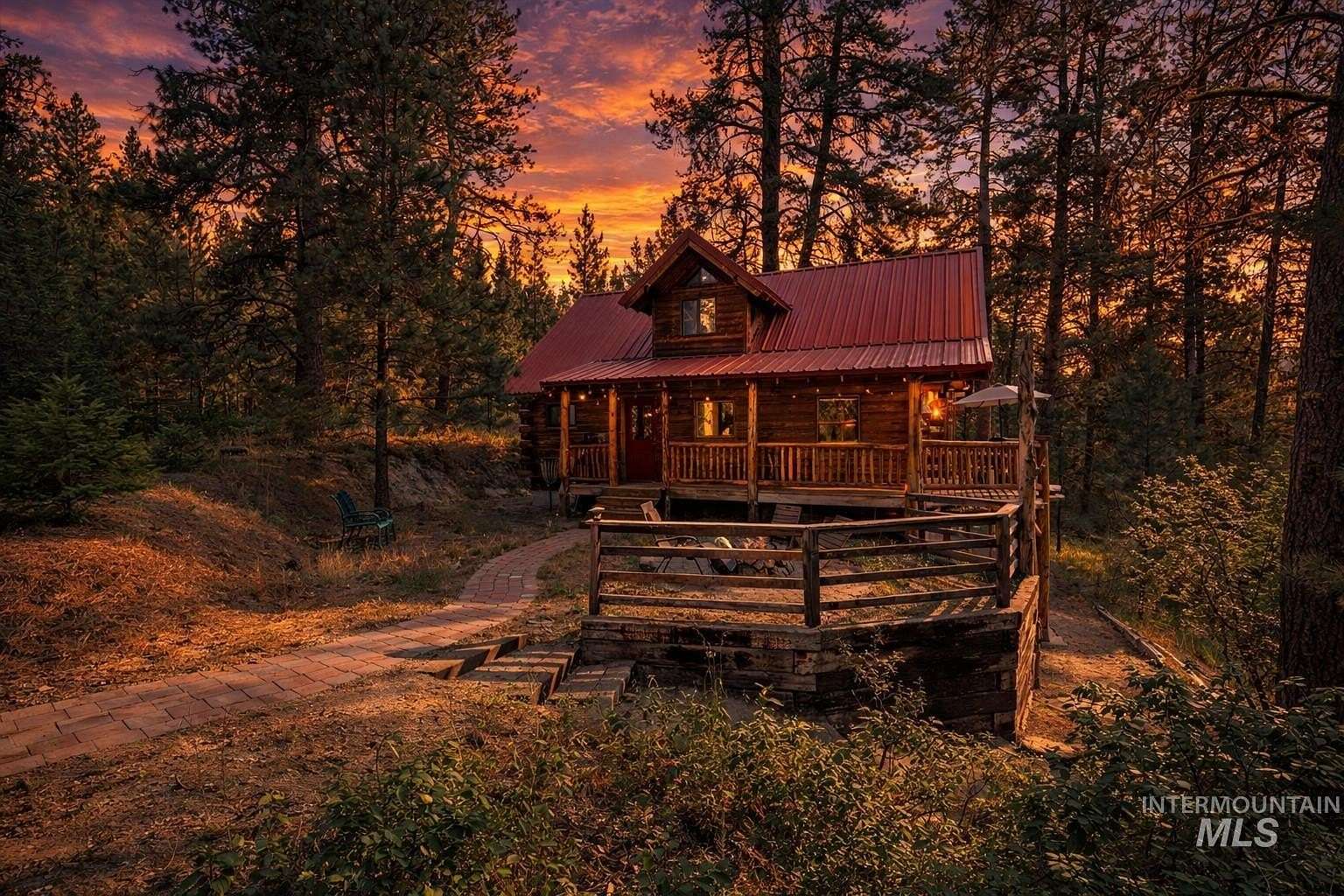 2.8 Acres of Residential Land with Home for Sale in Cascade, Idaho