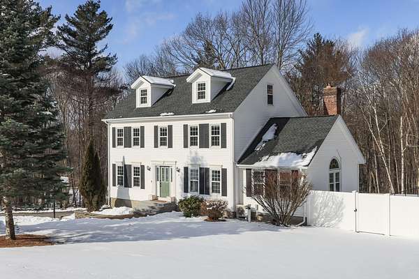 1.6 Acres of Residential Land with Home for Sale in Londonderry, New Hampshire