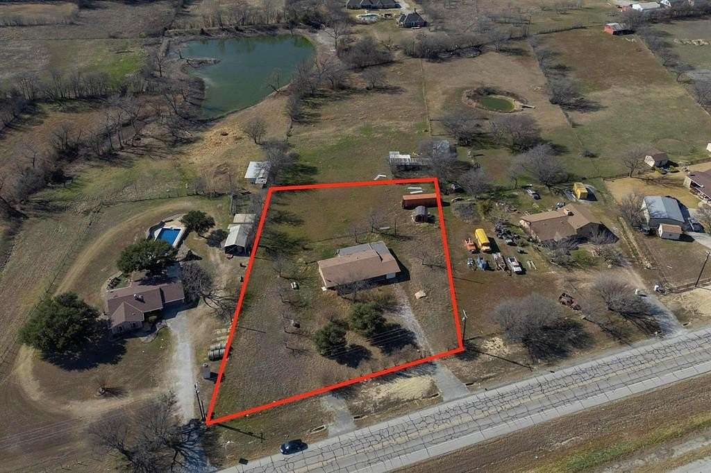 3.1 Acres of Mixed-Use Land for Sale in Fort Worth, Texas