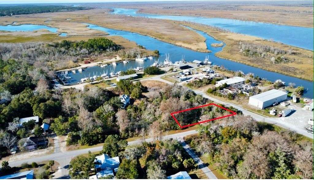 0.31 Acres of Residential Land for Sale in Apalachicola, Florida