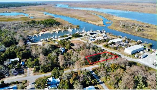0.31 Acres of Residential Land for Sale in Apalachicola, Florida