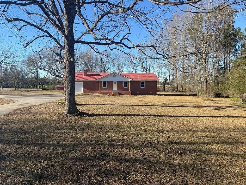 2 Acres of Land with Home for Sale in Sandersville, Georgia