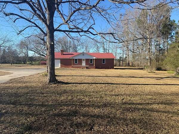 2 Acres of Land with Home for Sale in Sandersville, Georgia