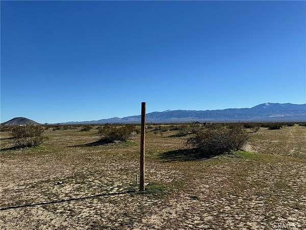 2.51 Acres of Land for Sale in Palmdale, California