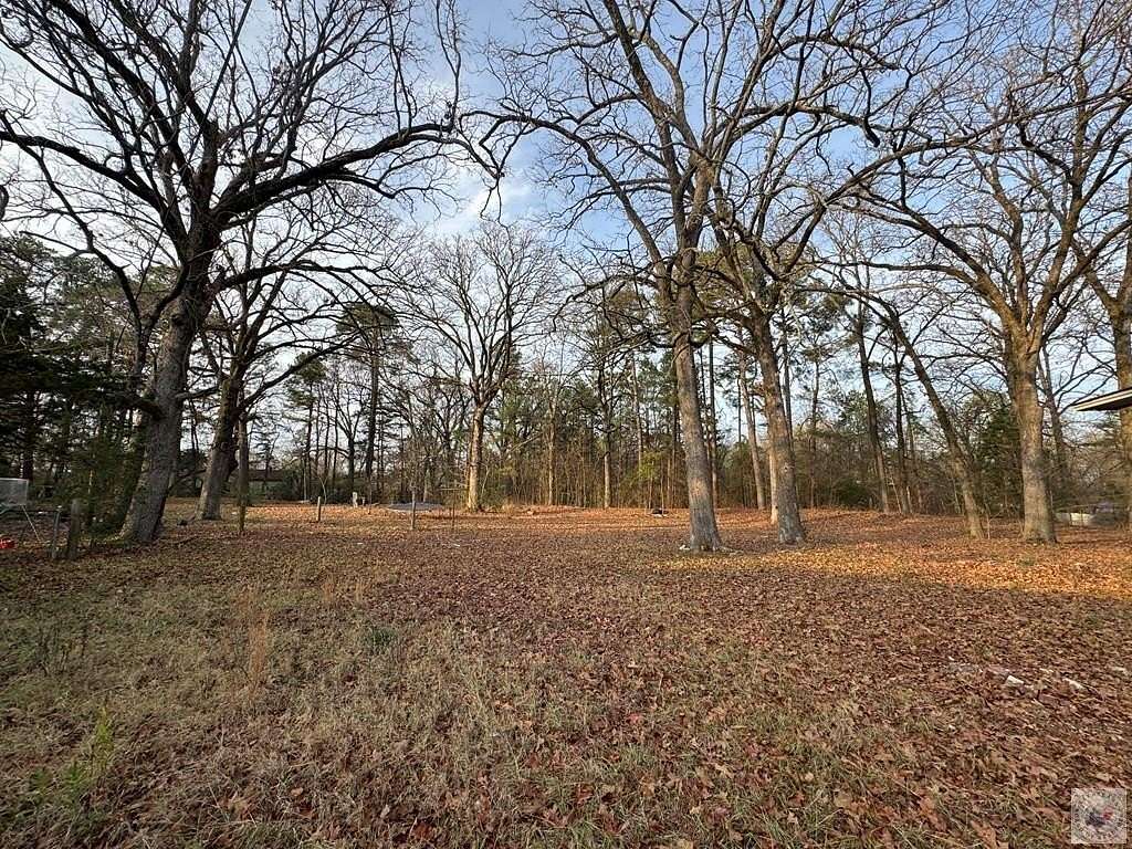 2.59 Acres of Residential Land for Sale in Hooks, Texas