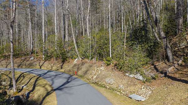 2.63 Acres of Residential Land for Sale in Cashiers, North Carolina