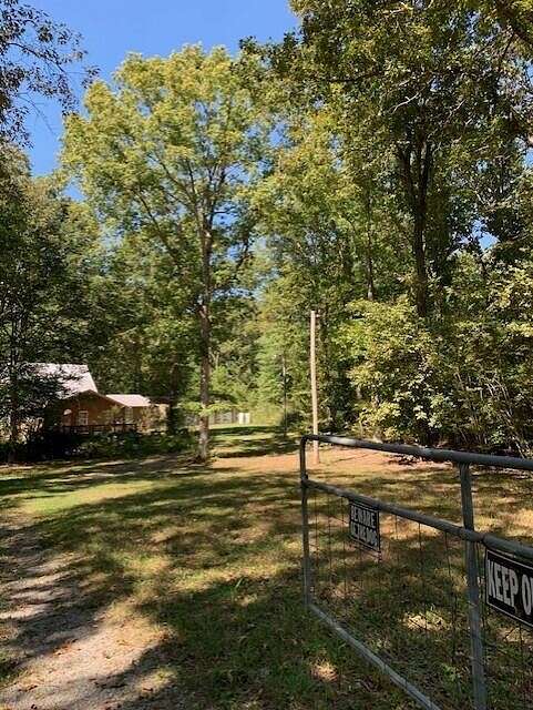 5 Acres of Residential Land with Home for Sale in Decatur, Tennessee