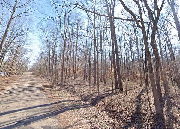 4 Acres of Land for Sale in Milledgeville, Tennessee