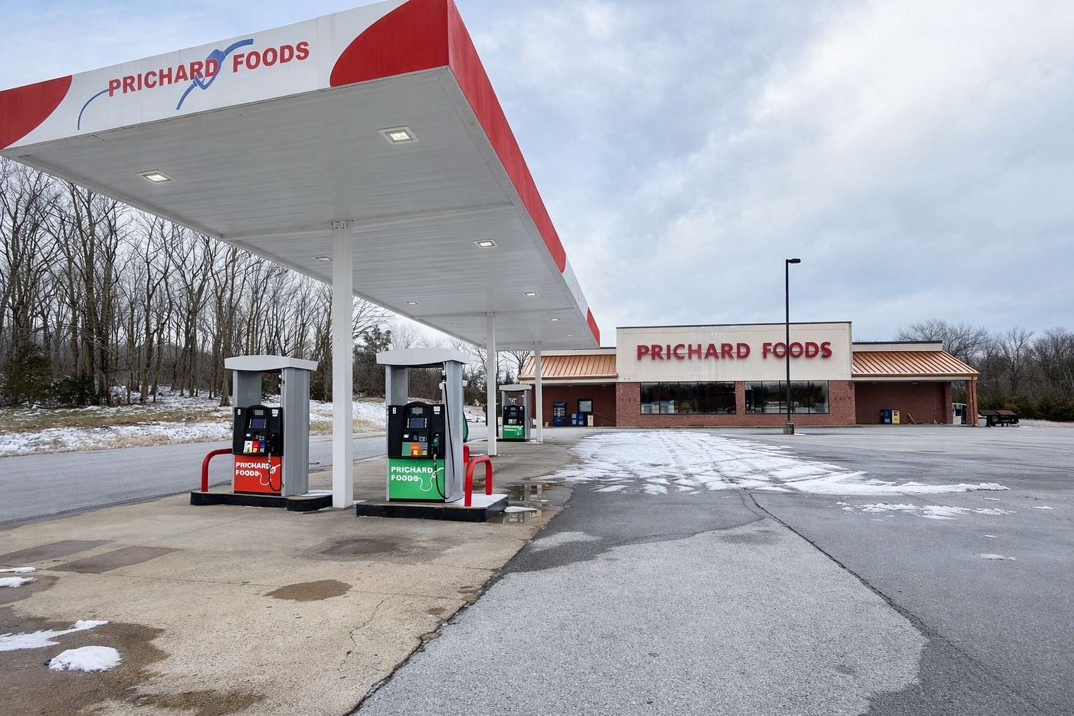 5.63 Acres of Improved Commercial Land for Sale in Alexandria, Tennessee