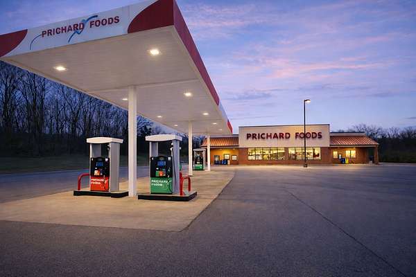 5.63 Acres of Improved Commercial Land for Sale in Alexandria, Tennessee