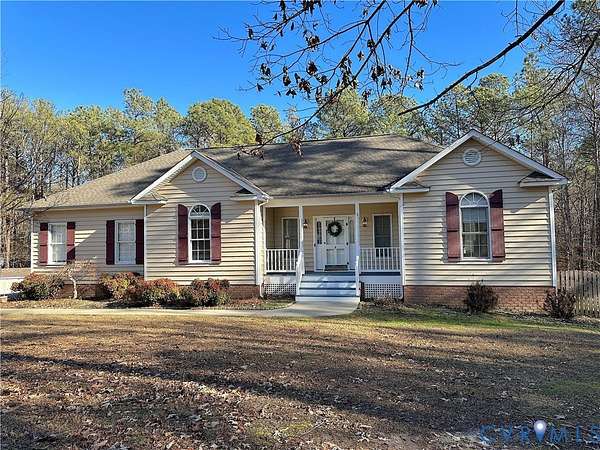 10 Acres of Land with Home for Sale in Mechanicsville, Virginia