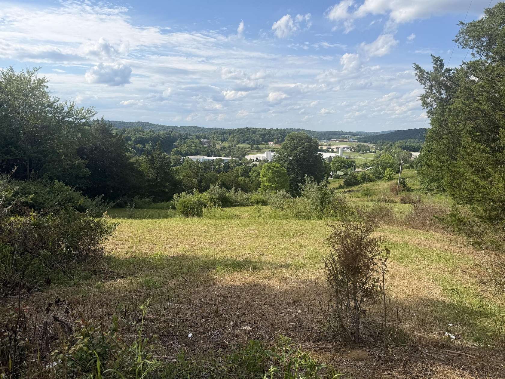 1.42 Acres of Residential Land for Sale in Mount Vernon, Kentucky
