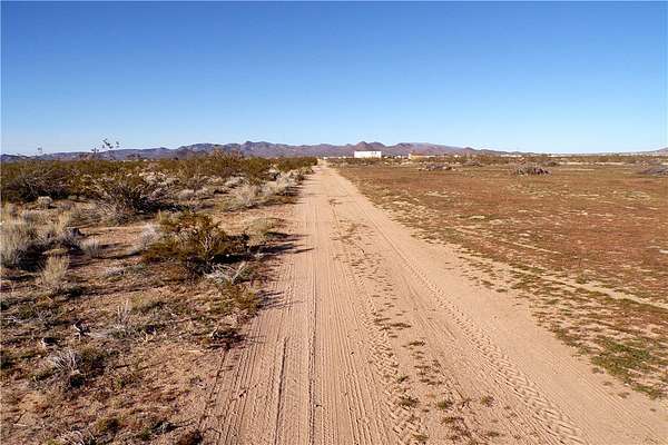 2.5 Acres of Land for Sale in Dolan Springs, Arizona