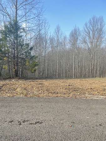 5.16 Acres of Residential Land for Sale in Woodbury, Tennessee