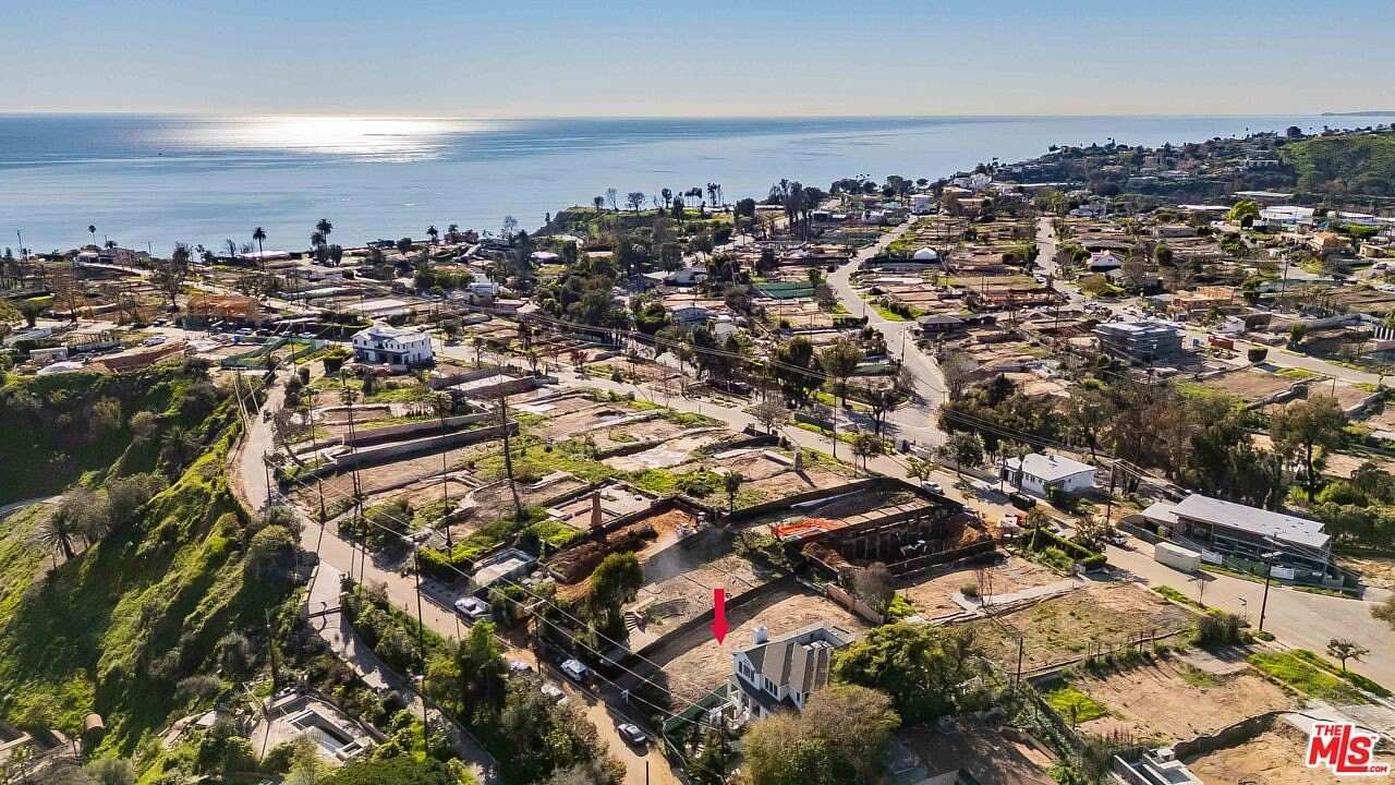 0.15 Acres of Residential Land for Sale in Pacific Palisades, California