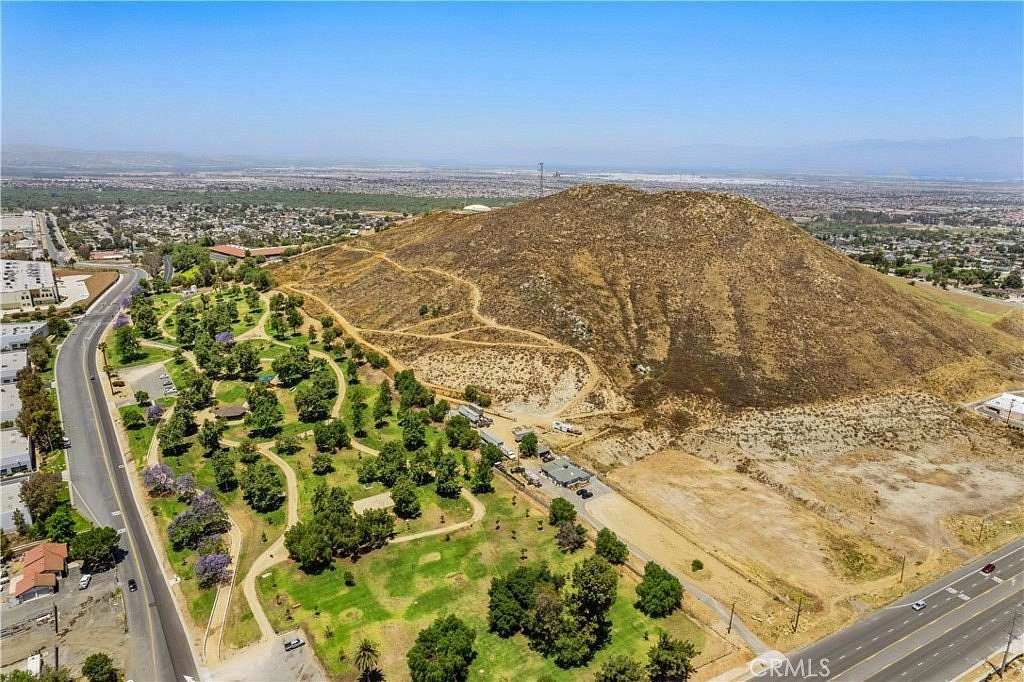 8.87 Acres of Land for Sale in Norco, California