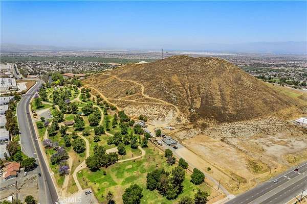 8.87 Acres of Land for Sale in Norco, California