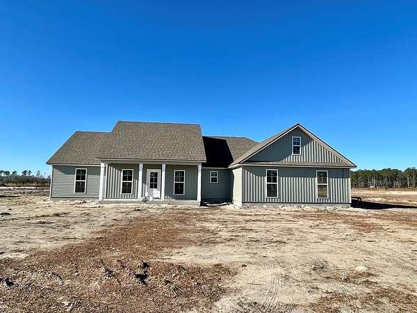 3.17 Acres of Residential Land with Home for Sale in Nashville, Georgia