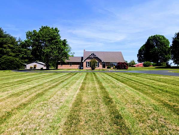 5.69 Acres of Land with Home for Sale in McMinnville, Tennessee