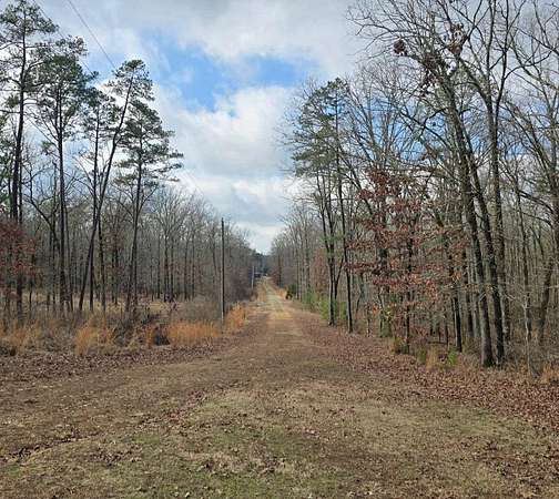 10 Acres of Residential Land for Sale in Broken Bow, Oklahoma