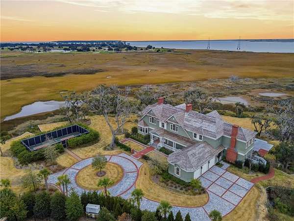 2.13 Acres of Residential Land with Home for Sale in Saint Simons Island, Georgia