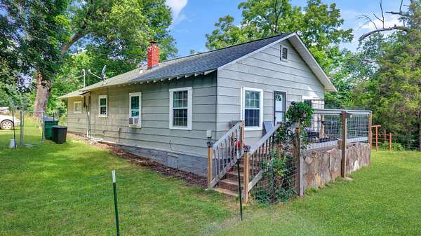 1.75 Acres of Land with Home for Sale in Thayer, Missouri