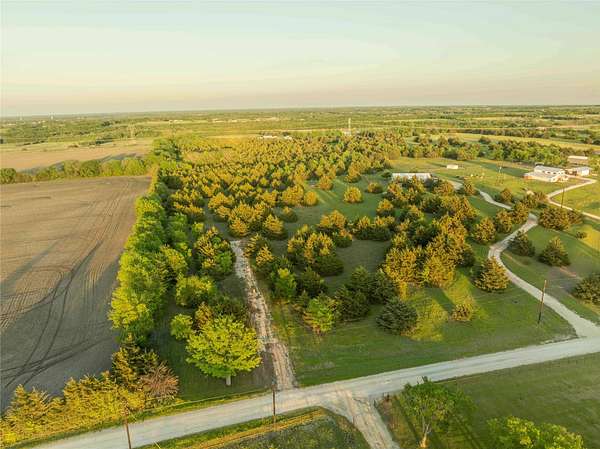 12.1 Acres of Agricultural Land for Sale in Bells, Texas