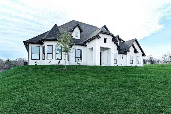 1.7 Acres of Residential Land with Home for Sale in Grand Prairie, Texas