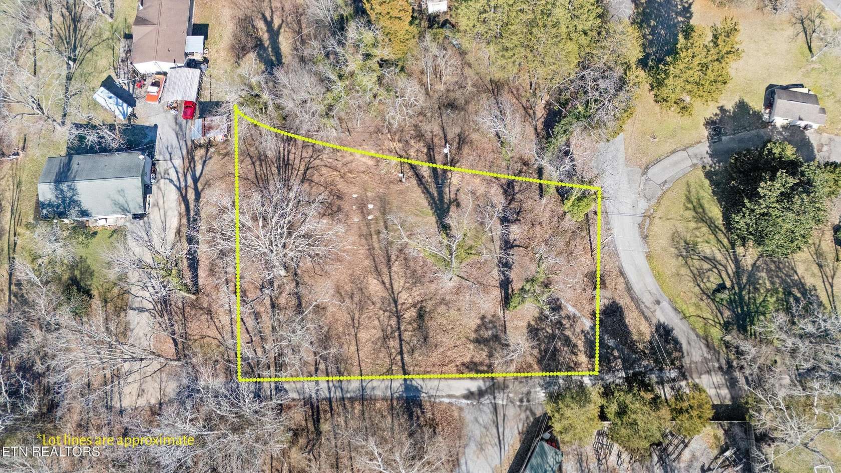 0.48 Acres of Mixed-Use Land for Sale in Oak Ridge, Tennessee