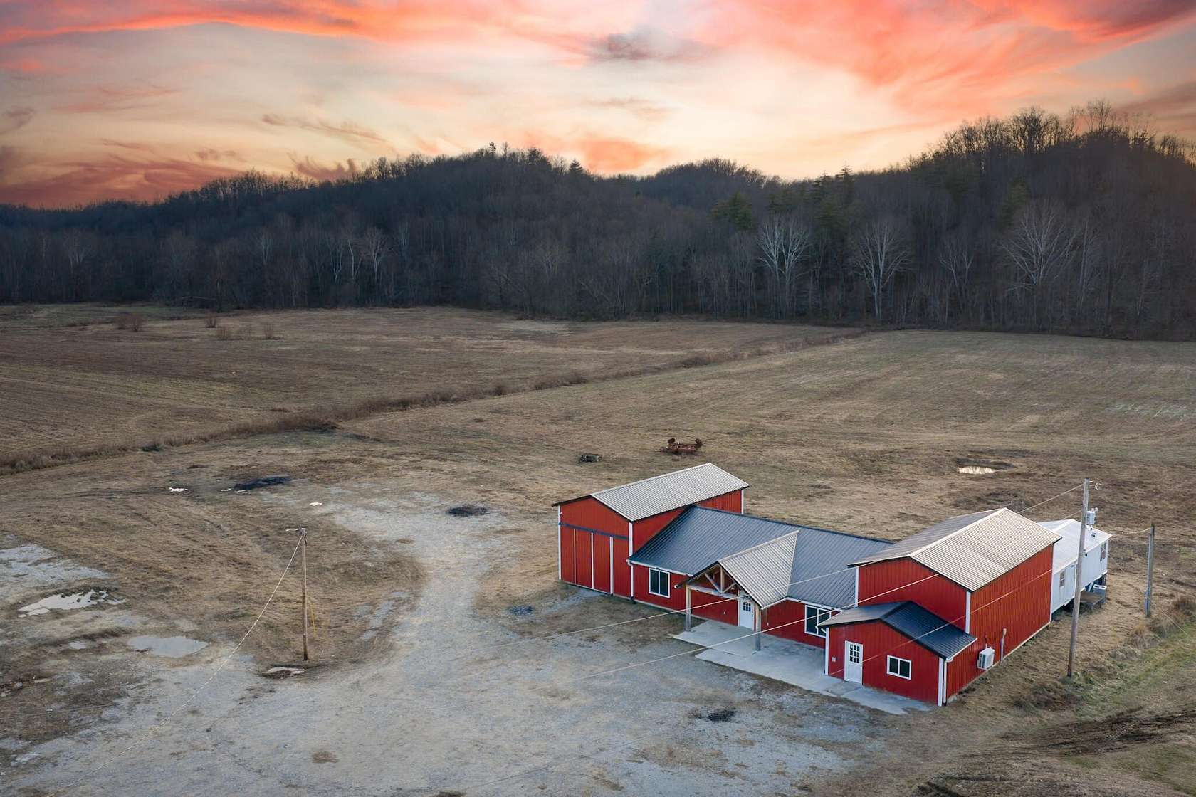 30 Acres of Land with Home for Sale in Hazel Green, Kentucky