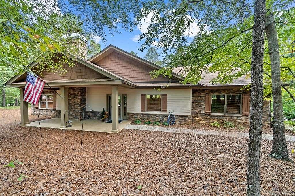 10 Acres of Land with Home for Sale in Eatonton, Georgia