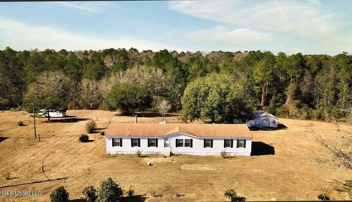 3.25 Acres of Residential Land with Home for Sale in Picayune, Mississippi