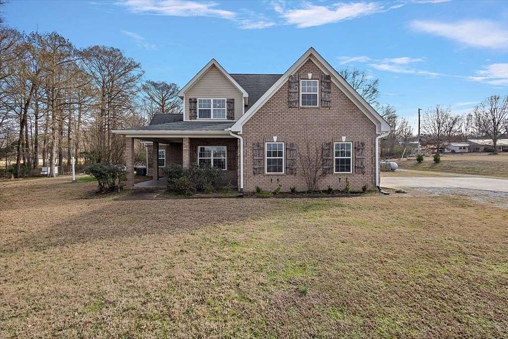 4 Acres of Residential Land with Home for Sale in Oxford, Mississippi