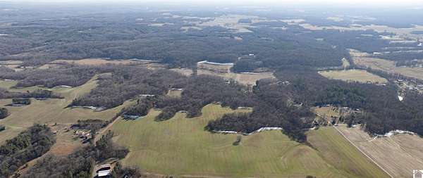 32 Acres of Recreational & Residential Land for Sale in Hazel, Kentucky