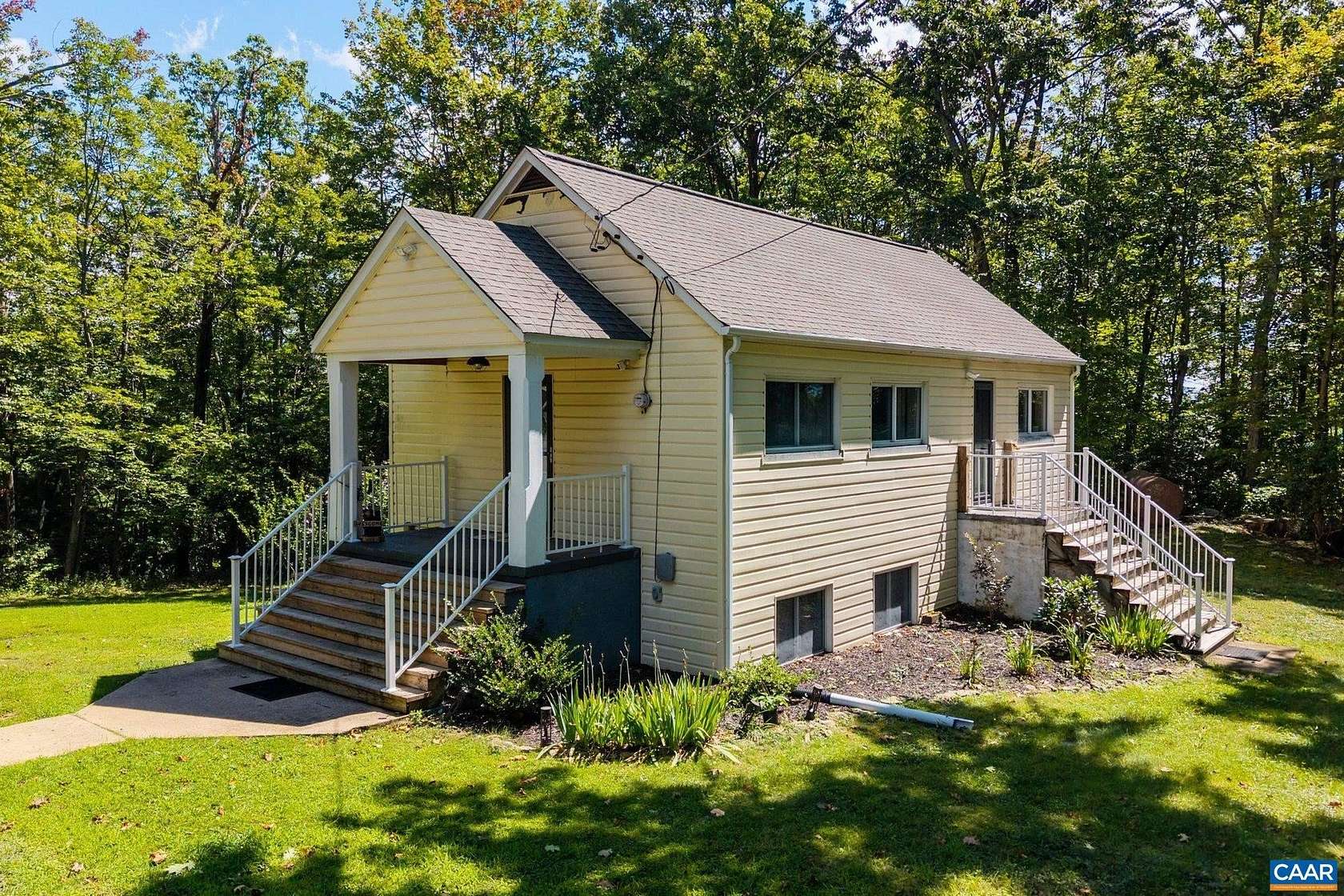 8 Acres of Improved Mixed-Use Land for Sale in Dyke, Virginia