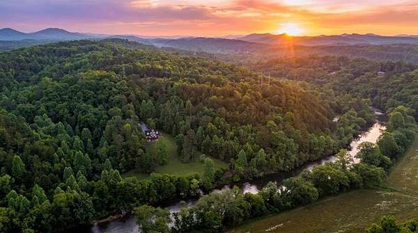 6 Acres of Land with Home for Sale in Mineral Bluff, Georgia
