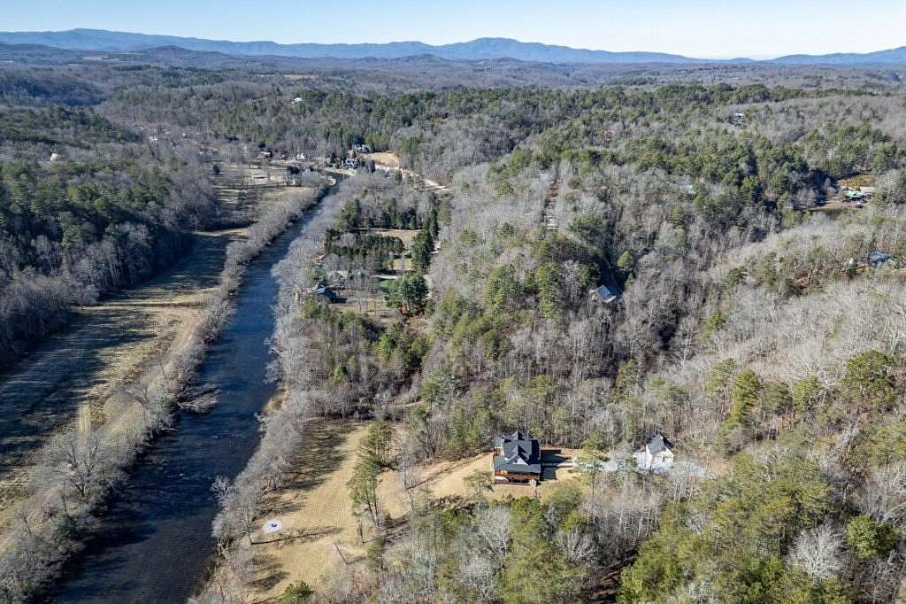 7.16 Acres of Residential Land for Sale in Mineral Bluff, Georgia