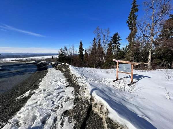 0.75 Acres of Residential Land for Sale in Anchorage, Alaska