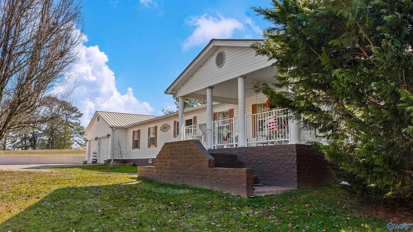 6 Acres of Residential Land with Home for Sale in Fort Payne, Alabama