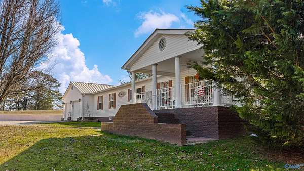 6 Acres of Residential Land with Home for Sale in Fort Payne, Alabama