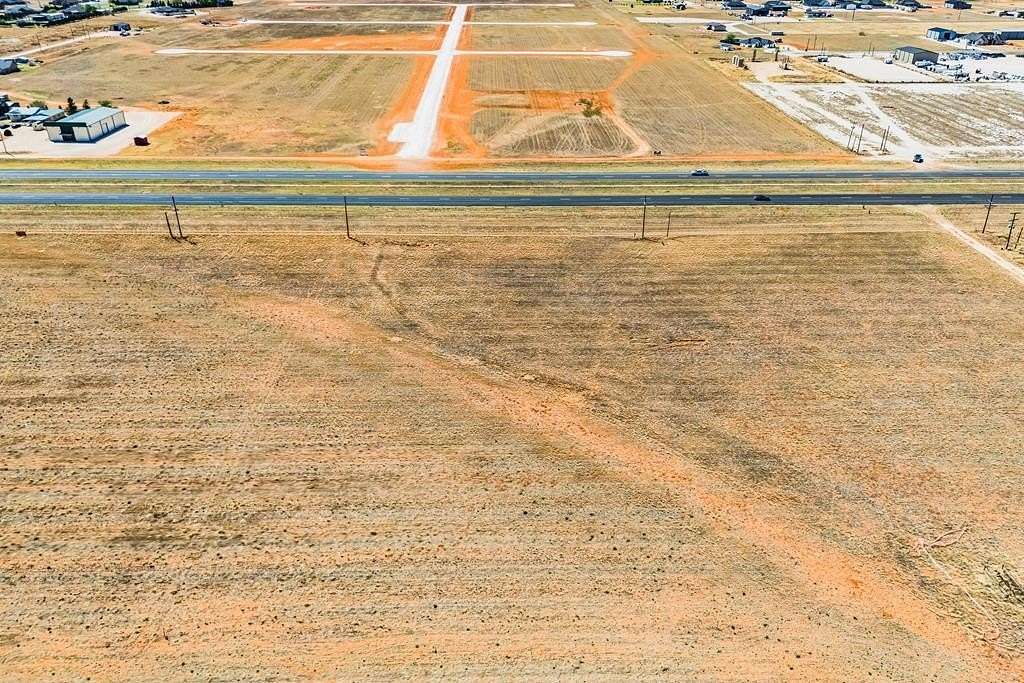 3 Acres of Commercial Land for Sale in Seminole, Texas