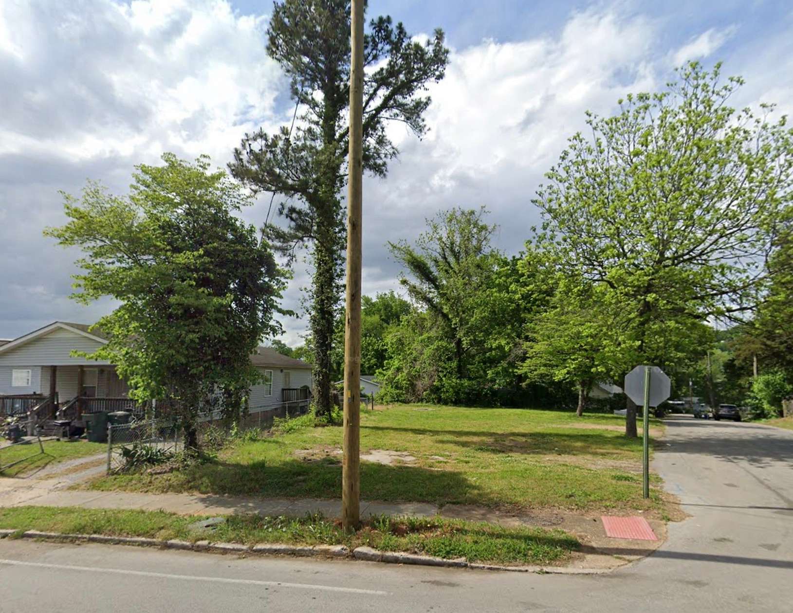 0.14 Acres of Mixed-Use Land for Sale in Chattanooga, Tennessee