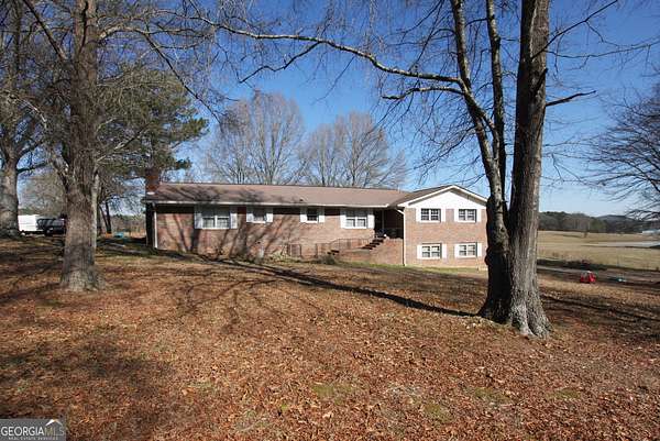 4.73 Acres of Residential Land with Home for Sale in Silver Creek, Georgia