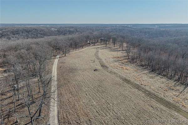 19.2 Acres of Agricultural Land for Sale in Lebanon, Missouri