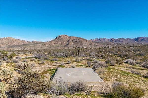 5 Acres of Land for Sale in Joshua Tree, California