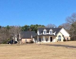 5.17 Acres of Residential Land with Home for Sale in Athens, Texas