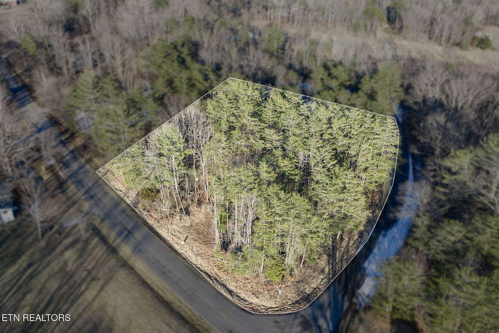 1.36 Acres of Residential Land for Sale in Crossville, Tennessee