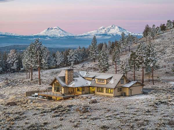 2 Acres of Land with Home for Sale in Sisters, Oregon