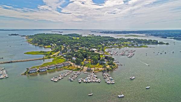 1.24 Acres of Residential Land for Sale in Stonington, Connecticut