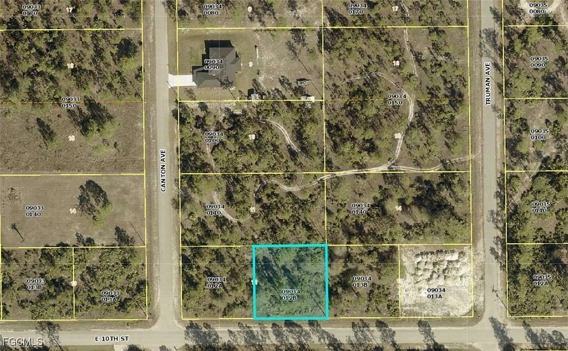 0.25 Acres of Residential Land for Sale in Lehigh Acres, Florida
